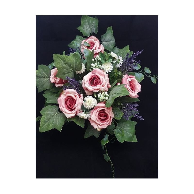 Róże o dwóch kolorach ułożone w kompozycji, którą oferuje nasza kwiaciarnia internetowa Lublin