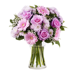 Kwiaty z dostawą na terenie Lublina to popularna forma dostarczania takich bukietów jak ten z róż i gerber.